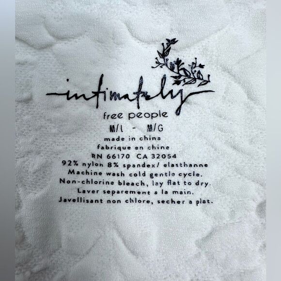 FREE PEOPLE Here For‎ You Cami, Size M-L - Picture 9 of 10